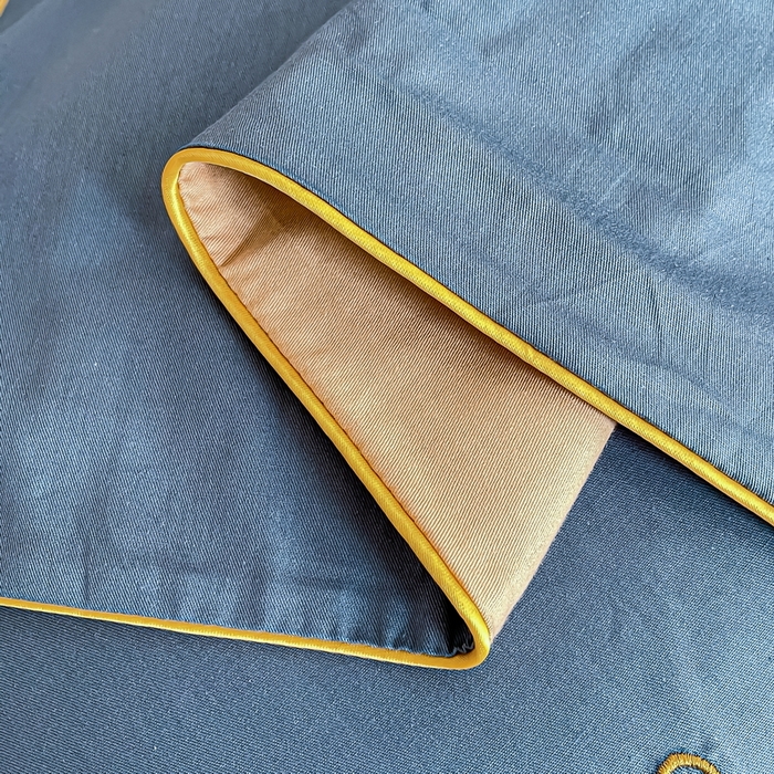 91家纺网 家纺一手货源 找家纺 一帆毯业 2024新款全棉纯色刺绣麻绳滚边四件套 宾利蓝奶茶