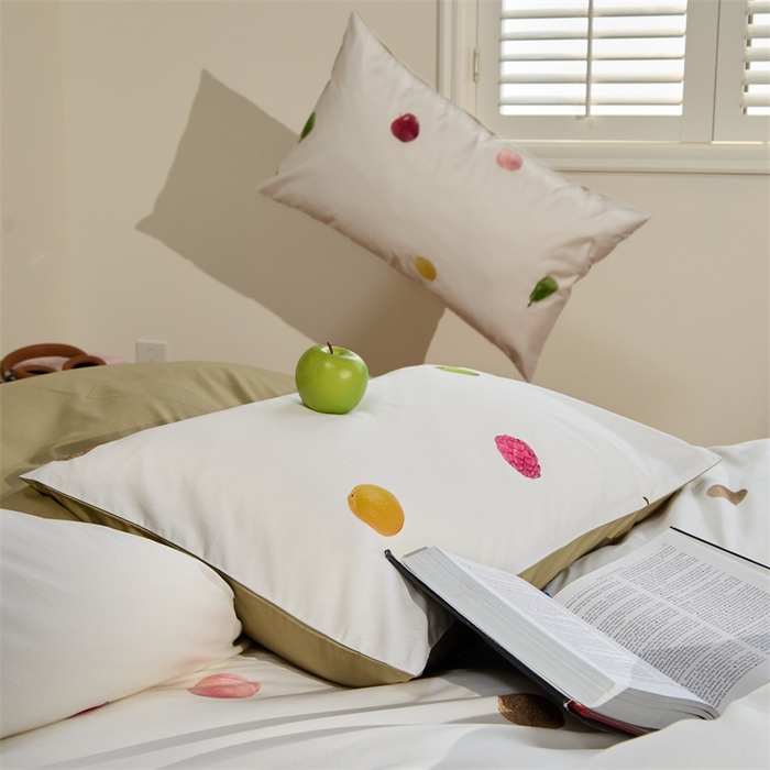 91家纺网 家纺一手货源 找家纺 赫帛 2024新款60s缎纹数码印花长绒棉四件套-缤纷水果 缤纷水果-白色