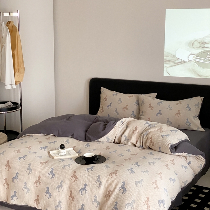 91家纺网 家纺一手货源 找家纺 （总）赫帛 2024新款A类全棉色织三层纱水洗棉四件套-渐变马