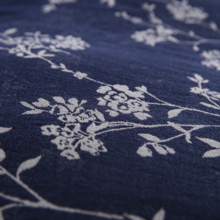 91家纺网 家纺一手货源 找家纺 鲁爱 2025新款全棉色织双层纱布流苏款四件套 惊鸿-深兰