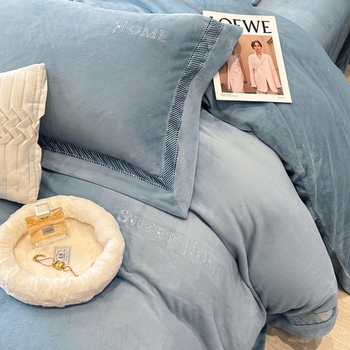 91家纺网 家纺一手货源 找家纺 榻尚 2024新款高绒公主绒四件套-低调的华丽 低调的华丽-海雾蓝