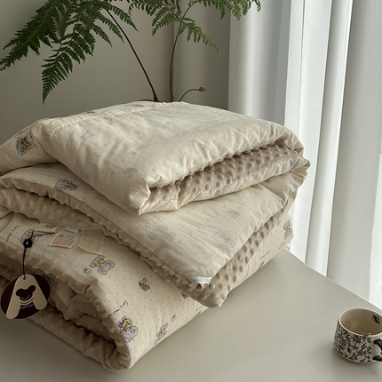 91家纺网 家纺一手货源 找家纺 （总）U被家纺 2025新款法式贴边全棉双层纱婴儿棉豆豆被被子被芯