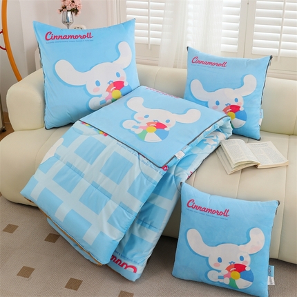 91家纺网 家纺一手货源 找家纺 （总）照世家纺 2024新款三丽鸥印花抱枕被（控价59、82、109、139）