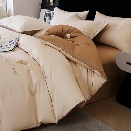 91家纺网 家纺一手货源 找家纺 2024新款60S长绒棉珊瑚绣花款四件套-告白系列（常规版） 告白-香槟咖