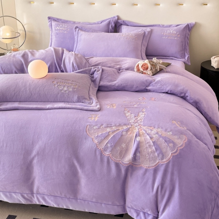 91家纺网 家纺一手货源 找家纺 新方向 2025新款全消光A类牛奶绒四件套-公主请开心2 公主请开心-莫奈紫