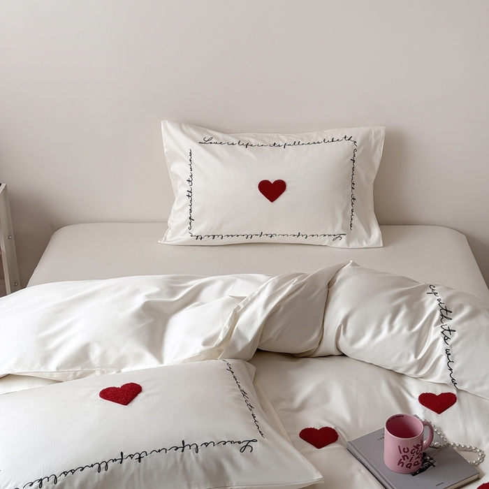 91家纺网 家纺一手货源 找家纺 窝米 2025春季新品50支高定毛巾绣刺绣款四件套-Love Love-奶白