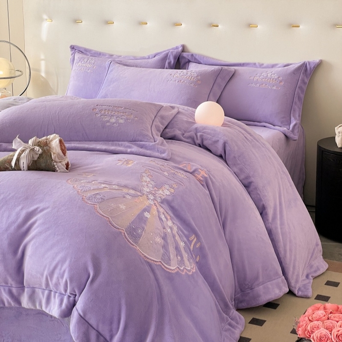 91家纺网 家纺一手货源 找家纺 新方向 2025新款全消光A类牛奶绒四件套-公主请开心2 公主请开心-莫奈紫