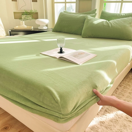 91家纺网 家纺一手货源 找家纺 （总）棉立方家纺 2023新款高克重超密防静电牛奶绒绒床笠三件套