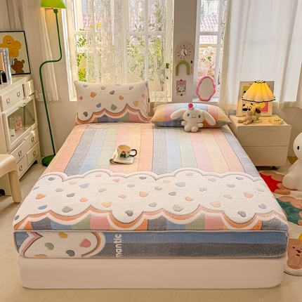 91家纺网 家纺一手货源 找家纺 （总）悦织湾家纺 2025新款加厚雪花绒印花床笠保暖牛奶绒床笠跨境专供外贸出口电商直播热销款