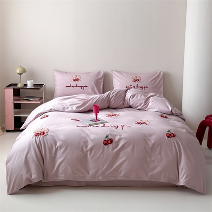 91家纺网 家纺一手货源 找家纺 窝米 2025春季新品40S高定毛巾绣刺绣款四件套-小樱结 小樱结-粉米