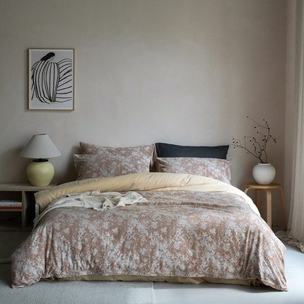 （总）小春日和 60支高端纯棉大提花四件套简约风全棉被套民宿风床上用品加大被套1.8床笠纯色双人人字纹床单