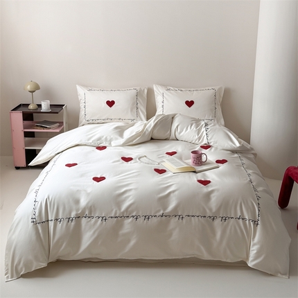 窝米 2025春季新品50支高定毛巾绣刺绣款四件套-Love Love-奶白