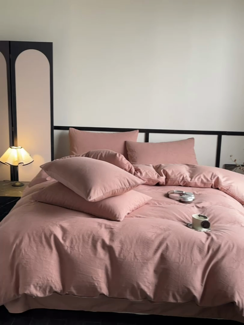 91家纺网 家纺一手货源 找家纺 雅居纺家纺 2024新款100%全棉三层纱提花四件套 浪漫树叶