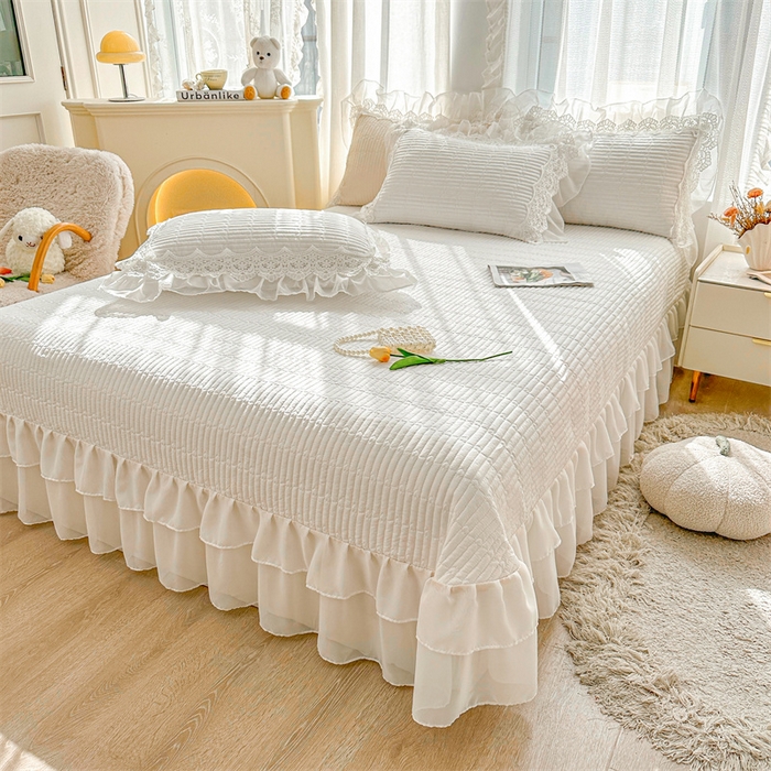 91家纺网 家纺一手货源 找家纺 虹星家纺 2024新款A类全棉夹棉床盖-洛香忆梦 洛香忆梦-云朵白