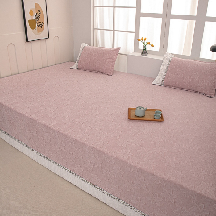 91家纺网 家纺一手货源 找家纺 手艺人家纺 2025新款雪尼尔提花复合炕盖榻榻米炕垫 XK3725粉