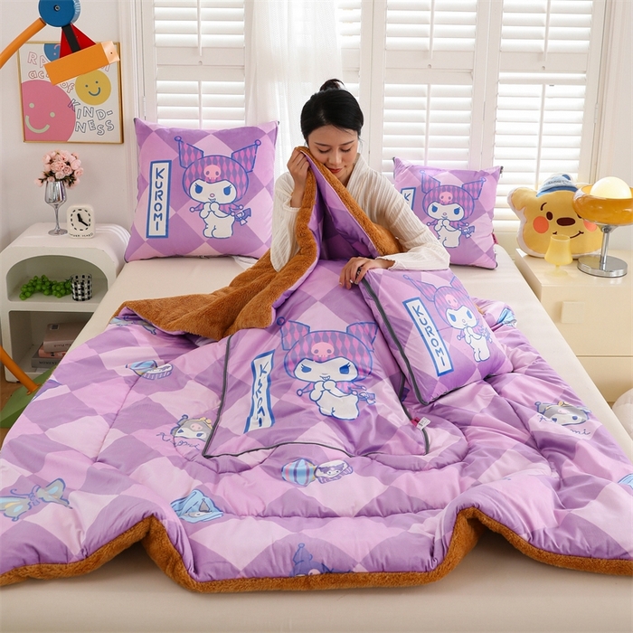 91家纺网 家纺一手货源 找家纺 （总）照世家纺 2024新款三丽鸥印花抱枕被（控价59、82、109、139）