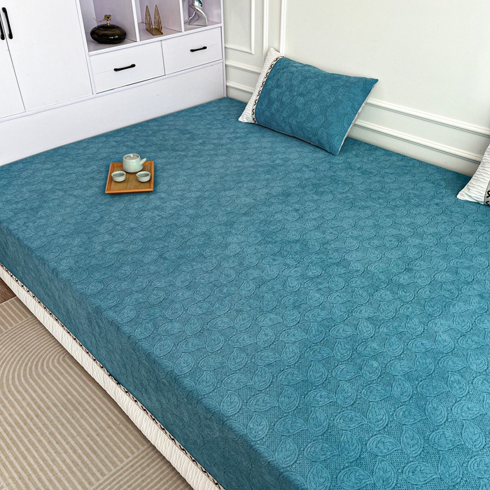 91家纺网 家纺一手货源 找家纺 手艺人家纺 2025新款雪尼尔提花复合炕盖榻榻米炕垫 XK3723蓝