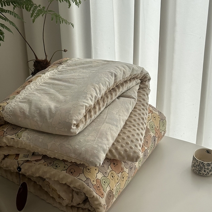 91家纺网 家纺一手货源 找家纺 （总）U被家纺 2025新款法式贴边全棉双层纱婴儿棉豆豆被被子被芯