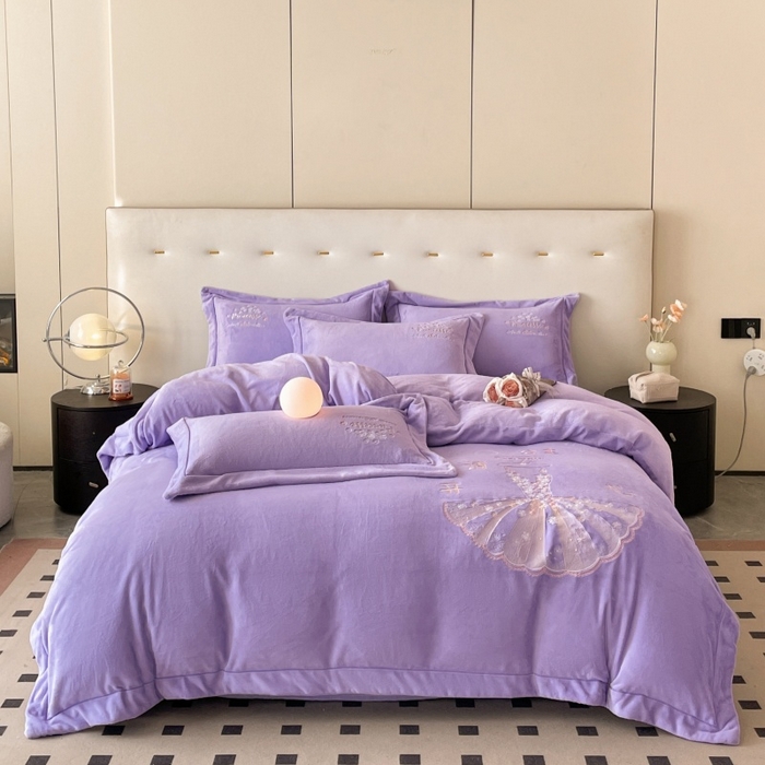91家纺网 家纺一手货源 找家纺 新方向 2025新款全消光A类牛奶绒四件套-公主请开心2 公主请开心-莫奈紫