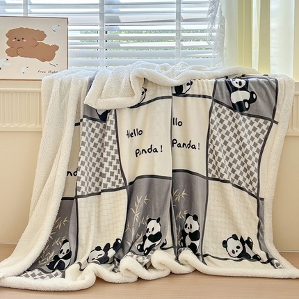 91家纺网 家纺一手货源 找家纺 悦织湾家纺 2025秋冬新款高克重加厚羊羔绒毛毯毯子跨境专供外贸出口电商直播热播款 熊猫皮皮