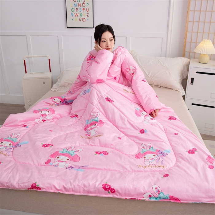 91家纺网 家纺一手货源 找家纺 （总）照世家纺 2024新款卡通三丽鸥水晶绒多功能带袖一体式懒人被