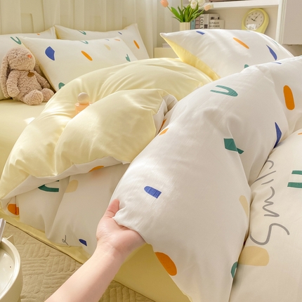 91家纺网 家纺一手货源 找家纺 雅阁尔 2024新款直播热款水洗云朵棉四件套小碎花被套床笠三件套 几可