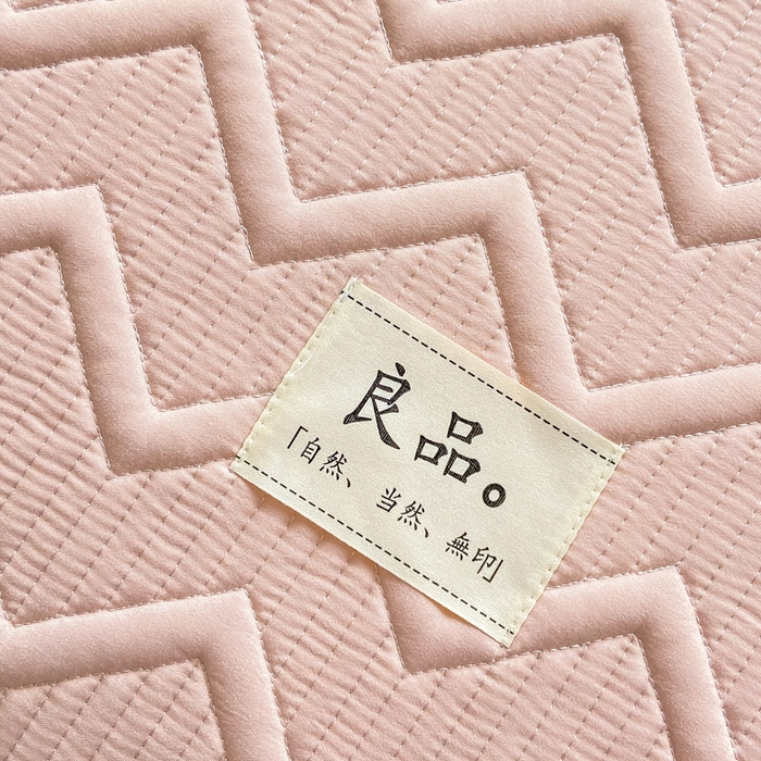 91家纺网 家纺一手货源 找家纺 悦织湾家纺 2025新款A类本色原棉大豆床笠 麦浪纹-豆沙粉