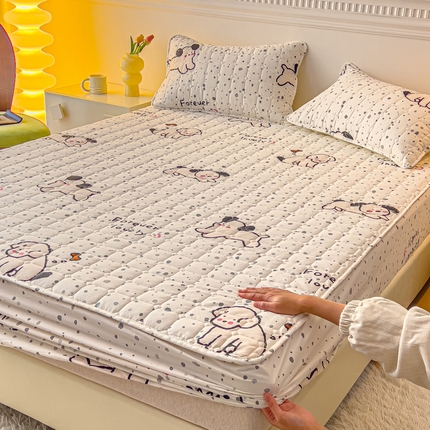 91家纺网 家纺一手货源 找家纺 寝居阁 2024新款13372全棉纯棉大豆纤维夹棉床笠 可萌宝贝