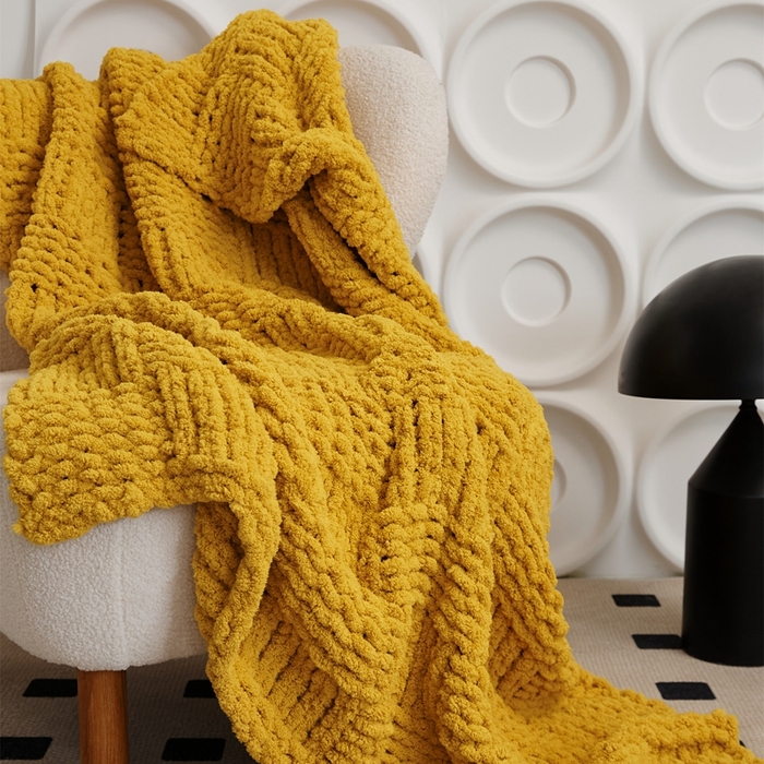 91家纺网 家纺一手货源 找家纺 暖绵绵 2025新款雪尼尔毛毯-思摩尔（小格子） 思摩尔-姜黄