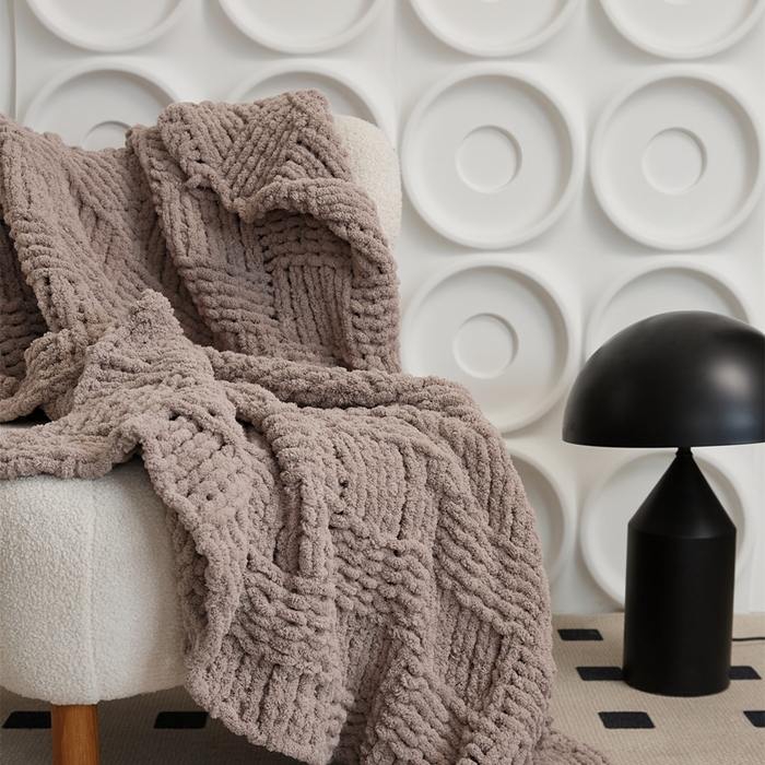 91家纺网 家纺一手货源 找家纺 暖绵绵 2025新款雪尼尔毛毯-思摩尔（小格子） 思摩尔-驼灰