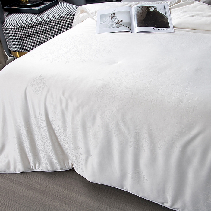 91家纺网 家纺一手货源 找家纺 鑫田 提花蚕丝被黄金丝长丝柞蚕丝春秋被双人子母被冬被礼品被夏凉被 白色