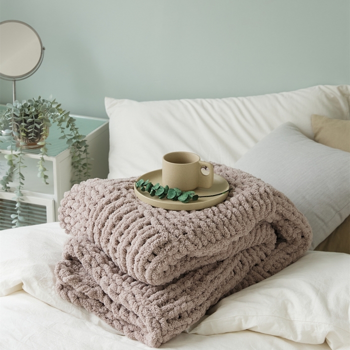 91家纺网 家纺一手货源 找家纺 暖绵绵 2025新款雪尼尔毛毯-比格（大格子） 比格-驼灰