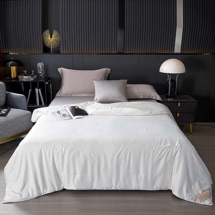 91家纺网 家纺一手货源 找家纺 鑫田 提花蚕丝被黄金丝长丝柞蚕丝春秋被双人子母被冬被礼品被夏凉被 白色