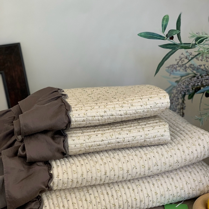 91家纺网 家纺一手货源 找家纺 汇庭 2024新款-天丝棉印花床盖三件套系列 夏花庄园