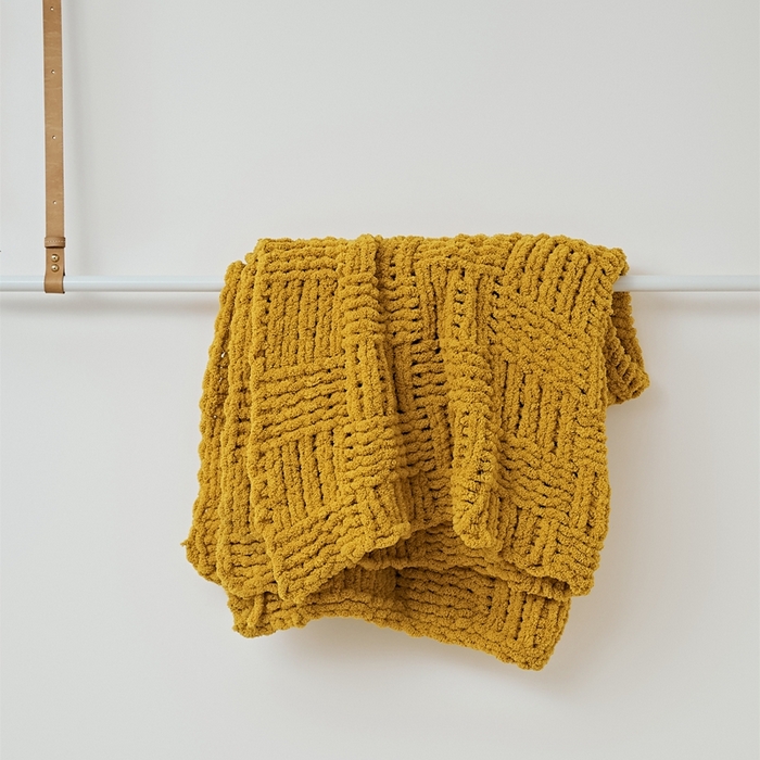 91家纺网 家纺一手货源 找家纺 暖绵绵 2025新款雪尼尔毛毯-思摩尔（小格子） 思摩尔-姜黄