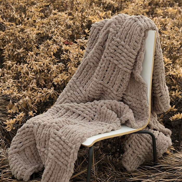 91家纺网 家纺一手货源 找家纺 暖绵绵 2025新款雪尼尔毛毯-思摩尔（小格子） 思摩尔-驼灰