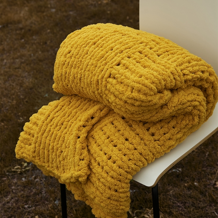 91家纺网 家纺一手货源 找家纺 暖绵绵 2025新款雪尼尔毛毯-比格（大格子） 比格-姜黄