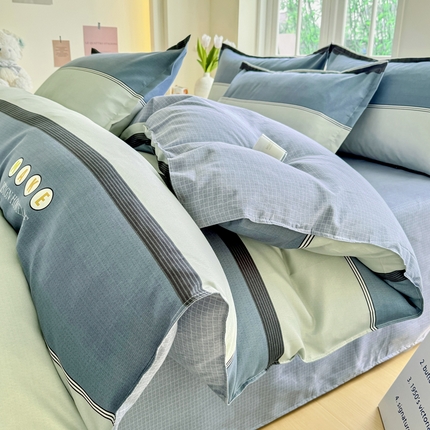 正莱欣 2025新品加厚生态棉磨毛四件套高克重植物羊绒床单款床笠款四件套大量现货 经典魅力