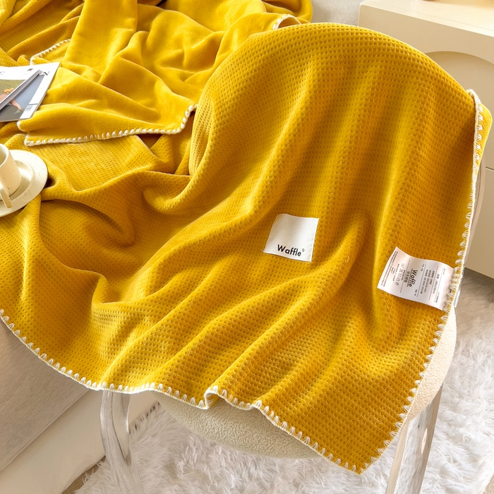 91家纺网 家纺一手货源 找家纺 （总）美梦莱 2022新款华夫格牛奶绒双层复合毯空调毯（支持一件代发）