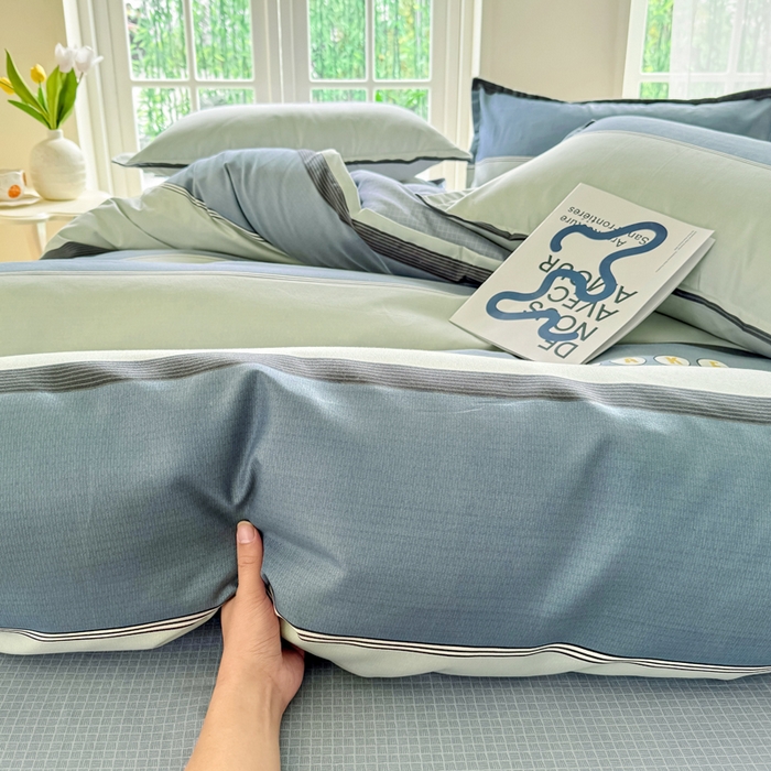 91家纺网 家纺一手货源 找家纺 正莱欣 2025新品加厚生态棉磨毛四件套高克重植物羊绒床单款床笠款四件套大量现货 经典魅力