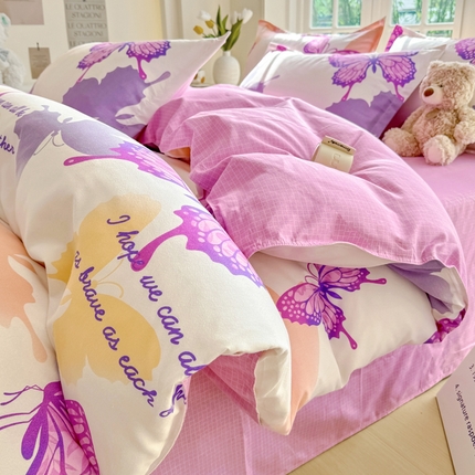 91家纺网 家纺一手货源 找家纺 正莱欣 2025新品加厚生态棉磨毛四件套高克重植物羊绒床单款床笠款四件套大量现货 蝴蝶幽幽