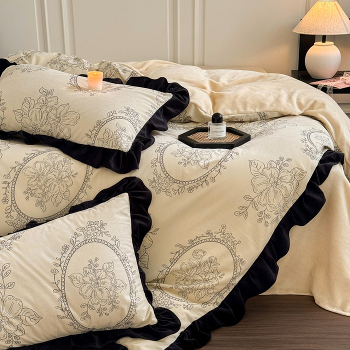 91家纺网 家纺一手货源 找家纺 宅家居 2024秋冬爆款轻法式小香风灯芯绒提花立体韩版花边牛奶绒四件套 镜花