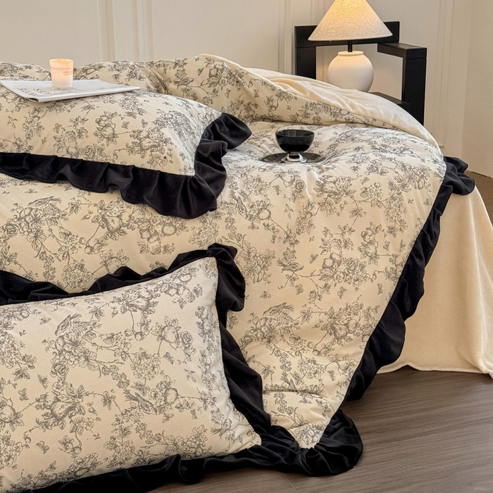 91家纺网 家纺一手货源 找家纺 宅家居 2024秋冬爆款轻法式小香风灯芯绒提花立体韩版花边牛奶绒四件套 喜鹊