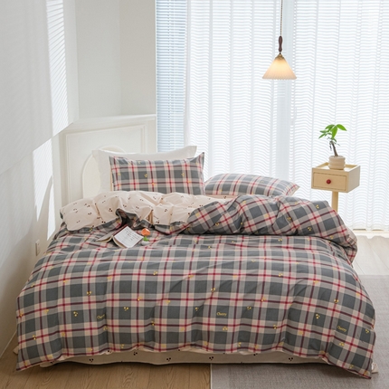 91家纺网 家纺一手货源 找家纺 布可家纺 2025新款水洗棉印花四件套 蓝格樱桃