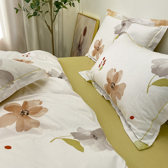 91家纺网 家纺一手货源 找家纺 橙艺家居 2024新款铂金柔棉全棉印花四件套 花的旅行