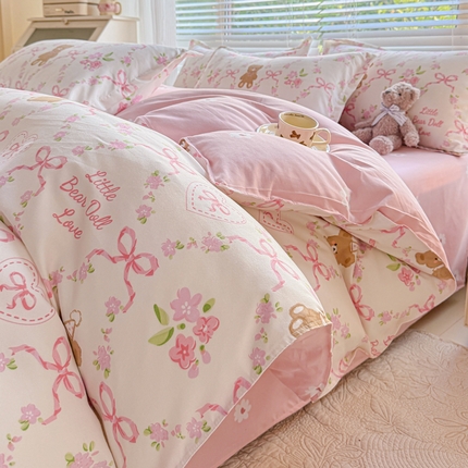 91家纺网 家纺一手货源 找家纺 正莱欣 2025新品加厚生态棉磨毛四件套高克重植物羊绒床单款床笠款四件套大量现货 蝴蝶熊