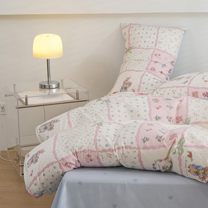 91家纺网 家纺一手货源 找家纺 布可家纺 2025新款水洗棉印花四件套 粉格子兔