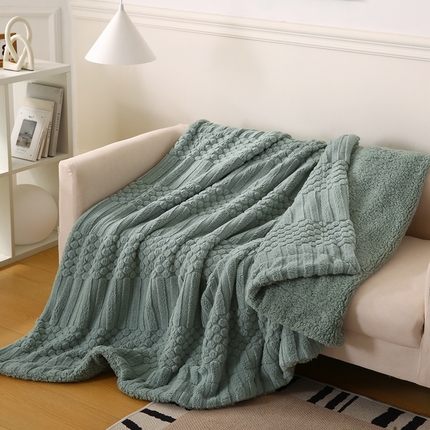 91家纺网 家纺一手货源 找家纺 （总）巴木赫 2024新款舒棉绒点点塔芙绒双层配色羊羔绒沙发盖毯