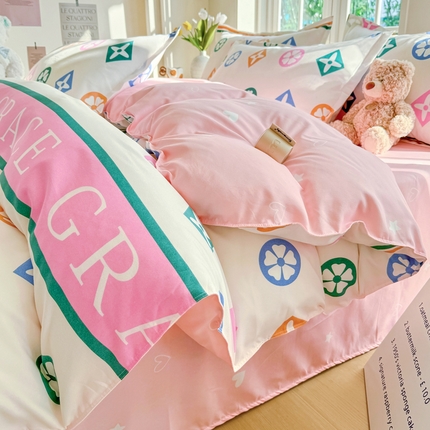 正莱欣 2025新品加厚生态棉磨毛四件套高克重植物羊绒床单款床笠款四件套大量现货 缤纷时尚