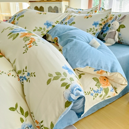 正莱欣 2025新品加厚生态棉磨毛四件套高克重植物羊绒床单款床笠款四件套大量现货 自由花舞
